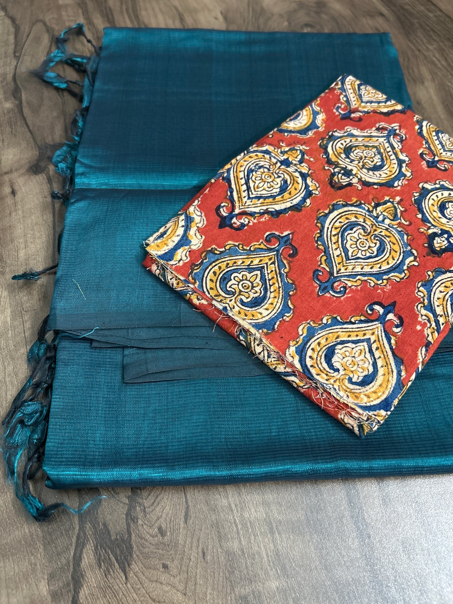 Mangalagiri Silk Cotton Hand Woven Saree with Extra kalamkari Blouse