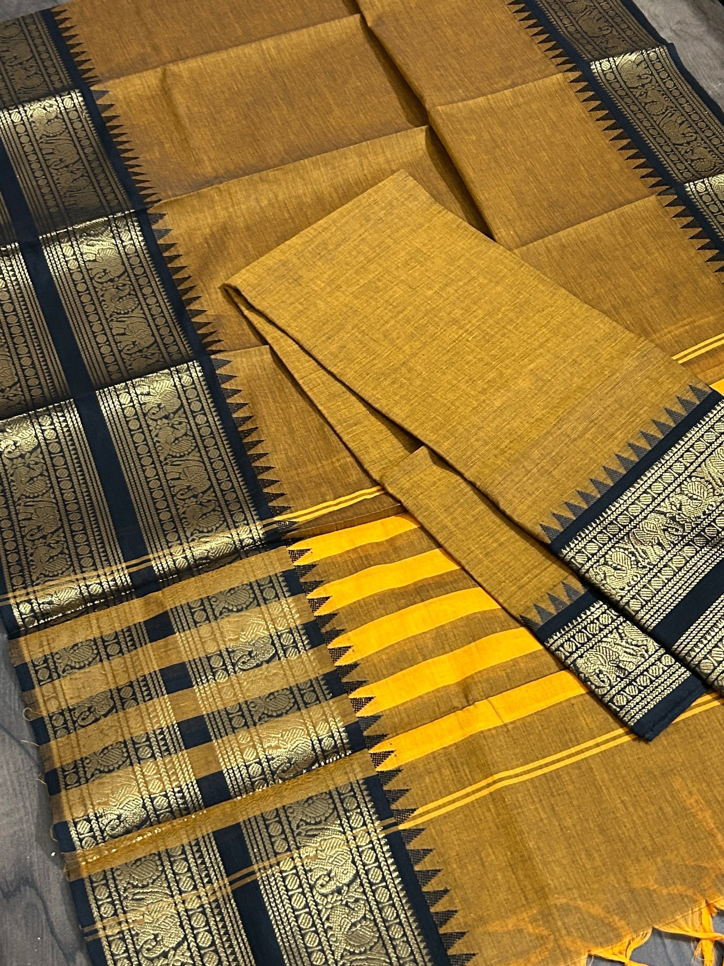 Kaanchi Cotton Dress Material