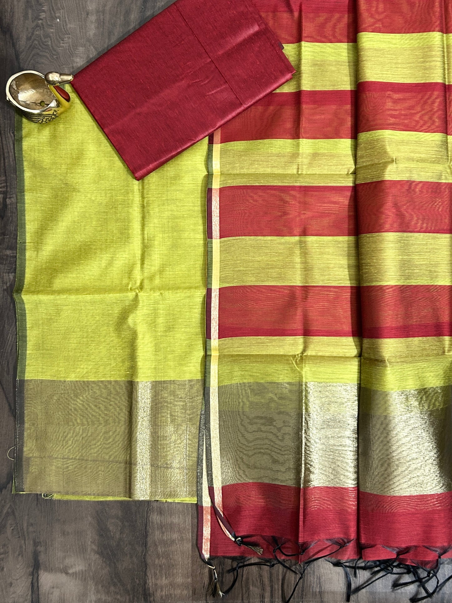 Maheshwari Silk Cotton Dress Material with Tissue Pallu