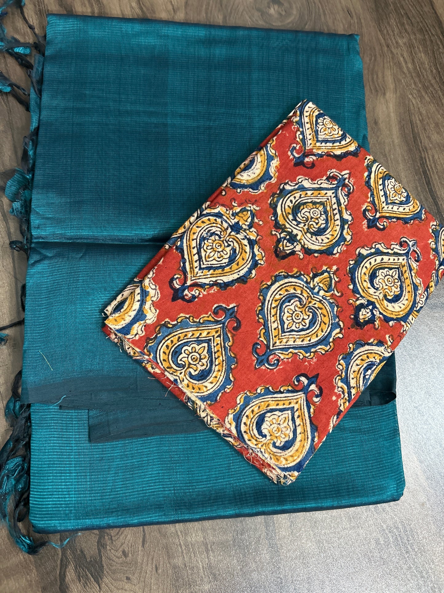 Mangalagiri Silk Cotton Hand Woven Saree with Extra kalamkari Blouse