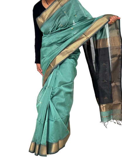 Maheshwari Silk Saree with All Over Bootis