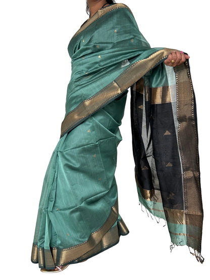 Maheshwari Silk Saree with All Over Bootis