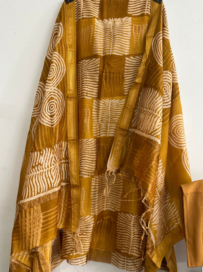 Hand Block Printed Maheshwari Silk Cotton Dress Material with Santoon bottom