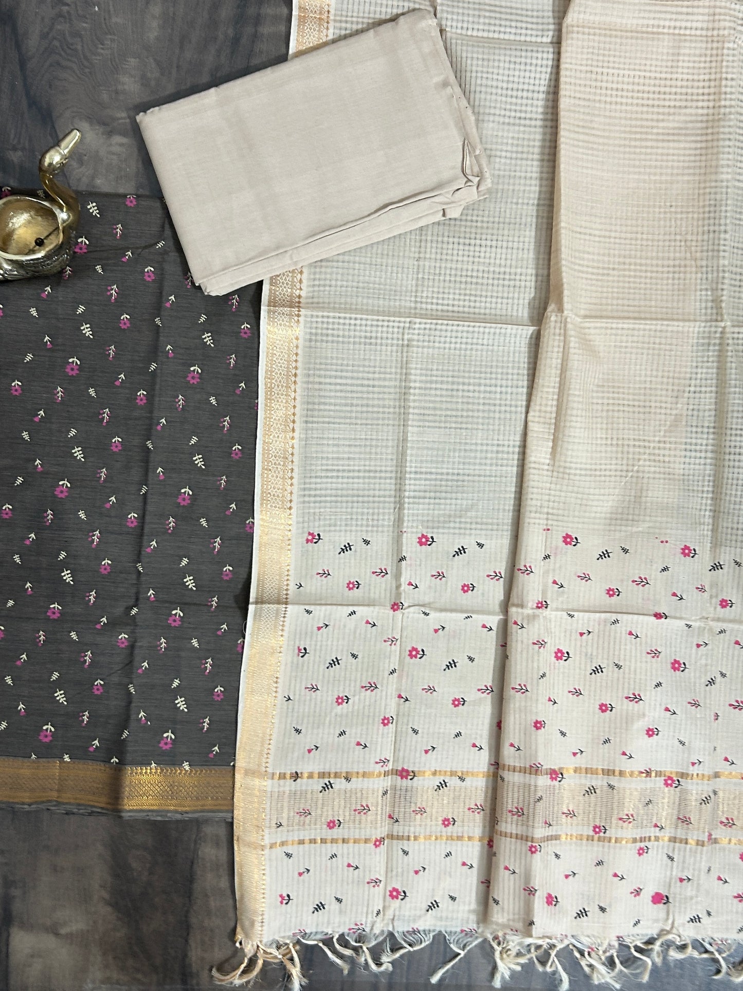Mangalagiri Cotton Dress Material with zari border