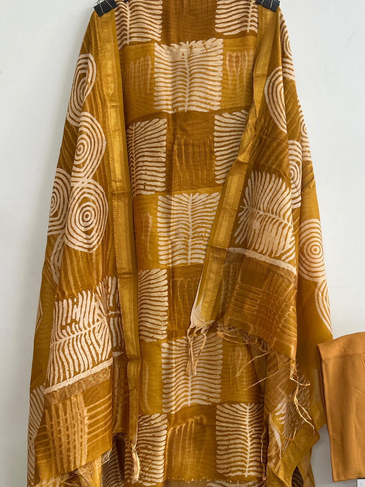 Hand Block Printed Maheshwari Silk Cotton Dress Material with Santoon bottom
