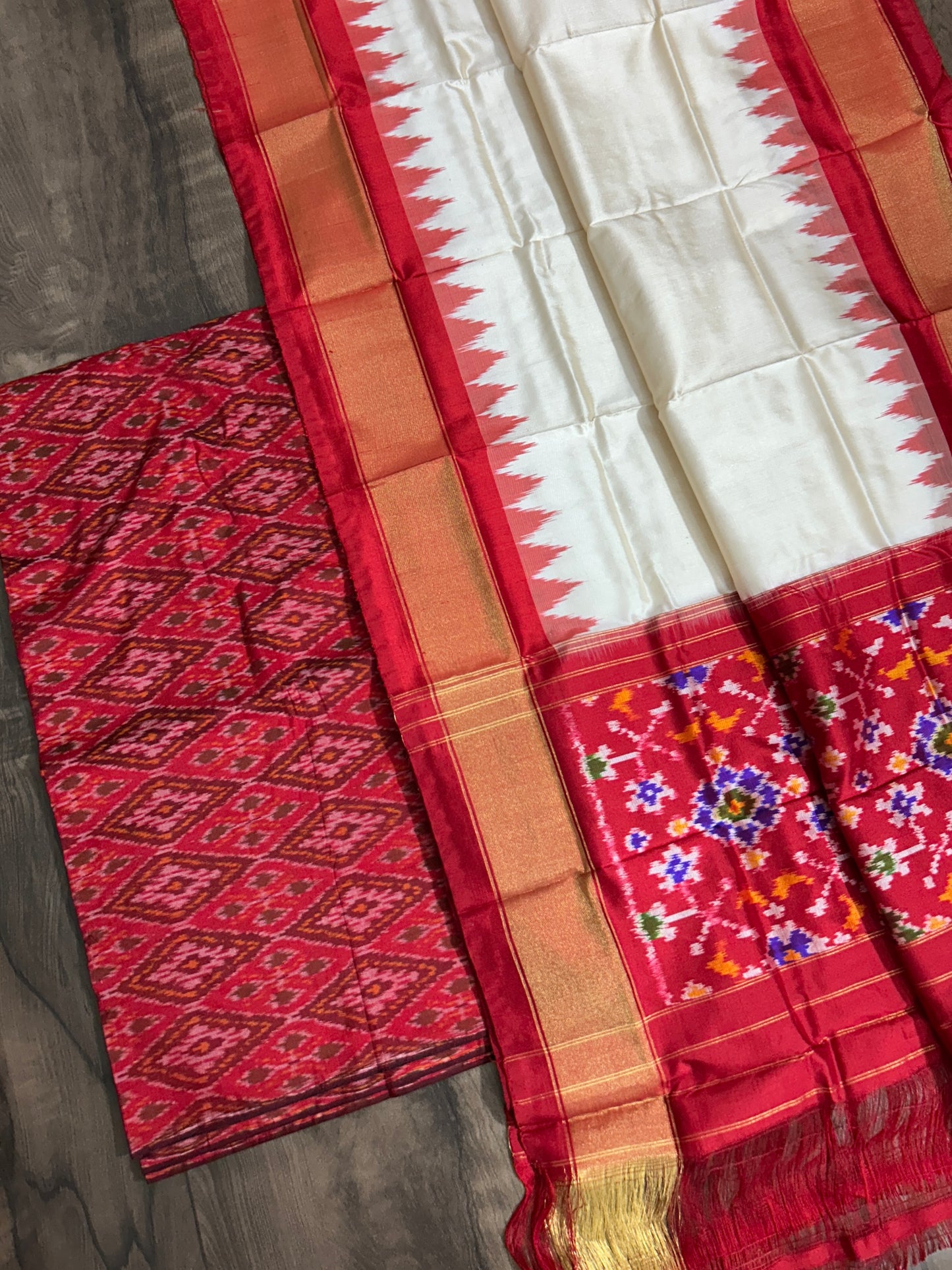 Pochampally Pure Silk Dress Material