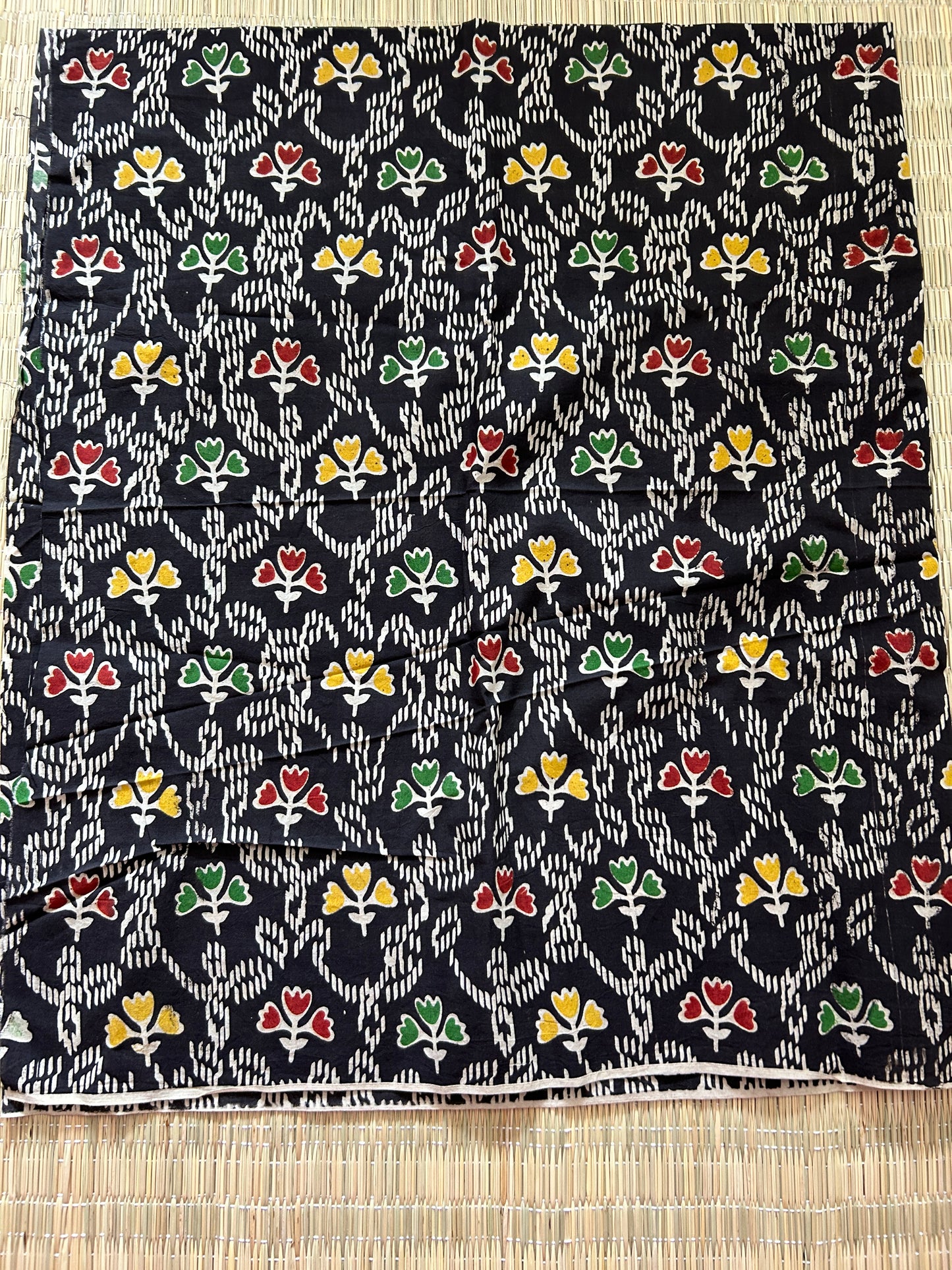Kalamkari cotton fabric (1 m)(fab-53)