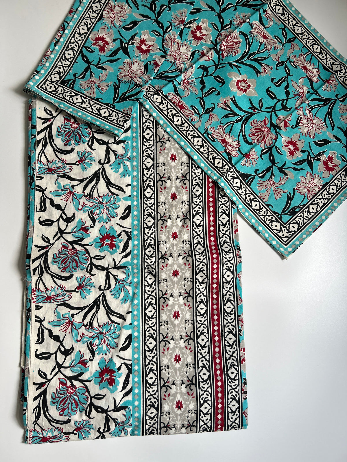Bagru Cotton Bedsheet with Pillow Covers