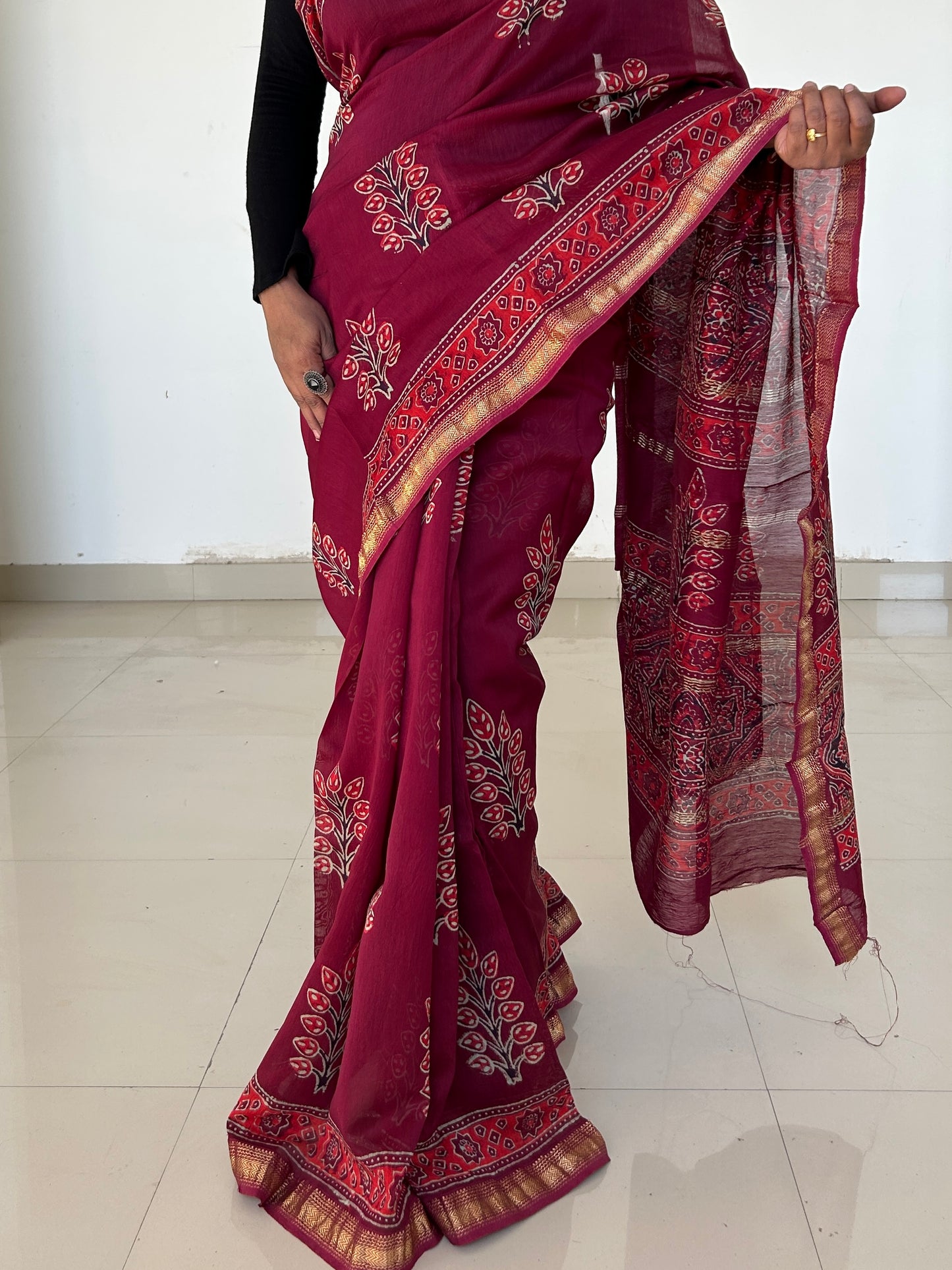 Hand Block Print Maheshwari Silk Cotton Saree *