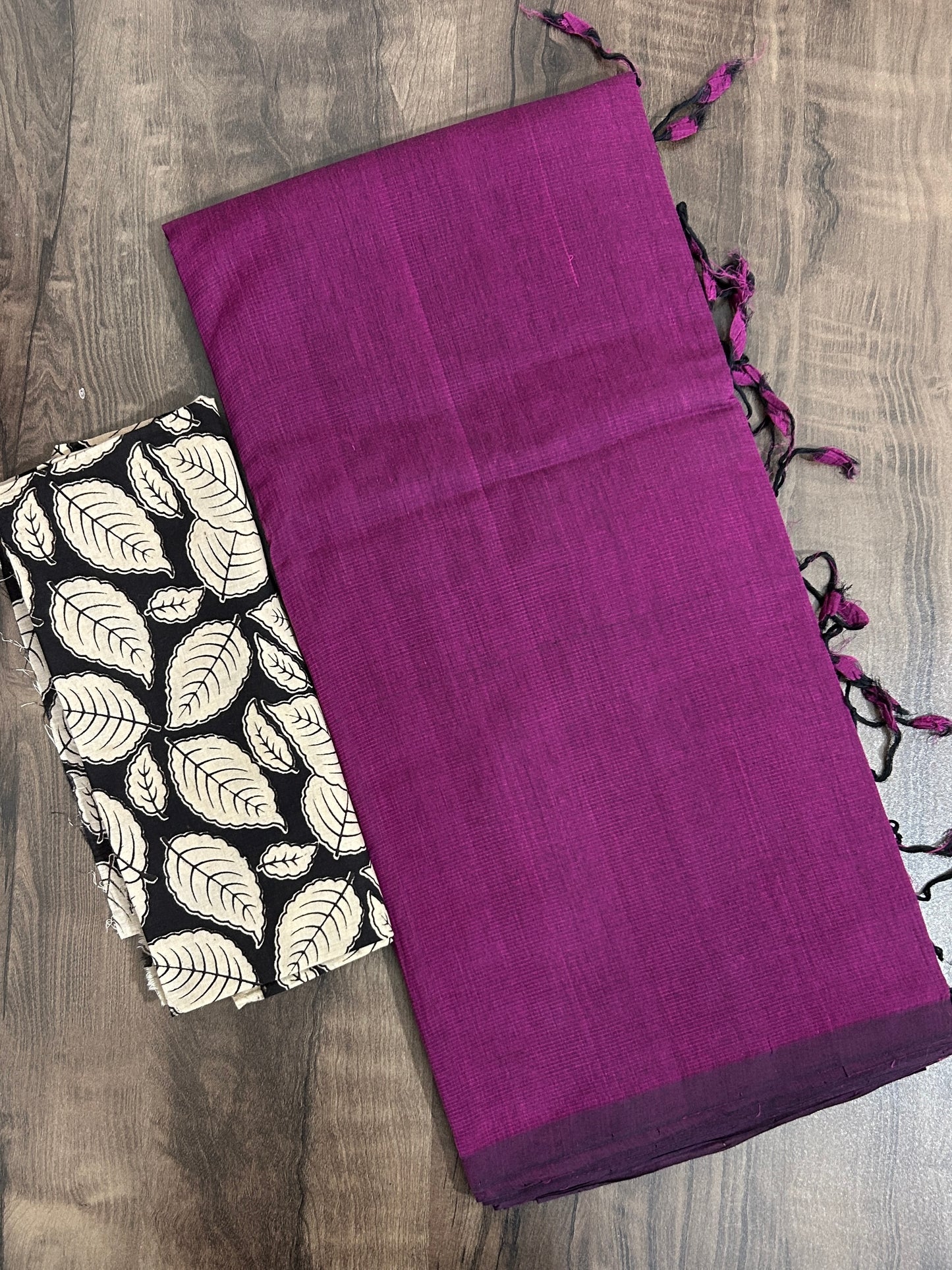 Mangalagiri Hand-Woven Cotton Saree with 2 Blouses #