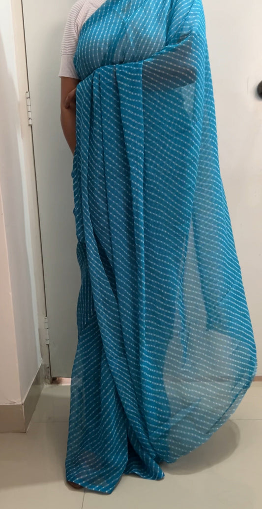 Daily-wear chiffon Saree with running Blouse