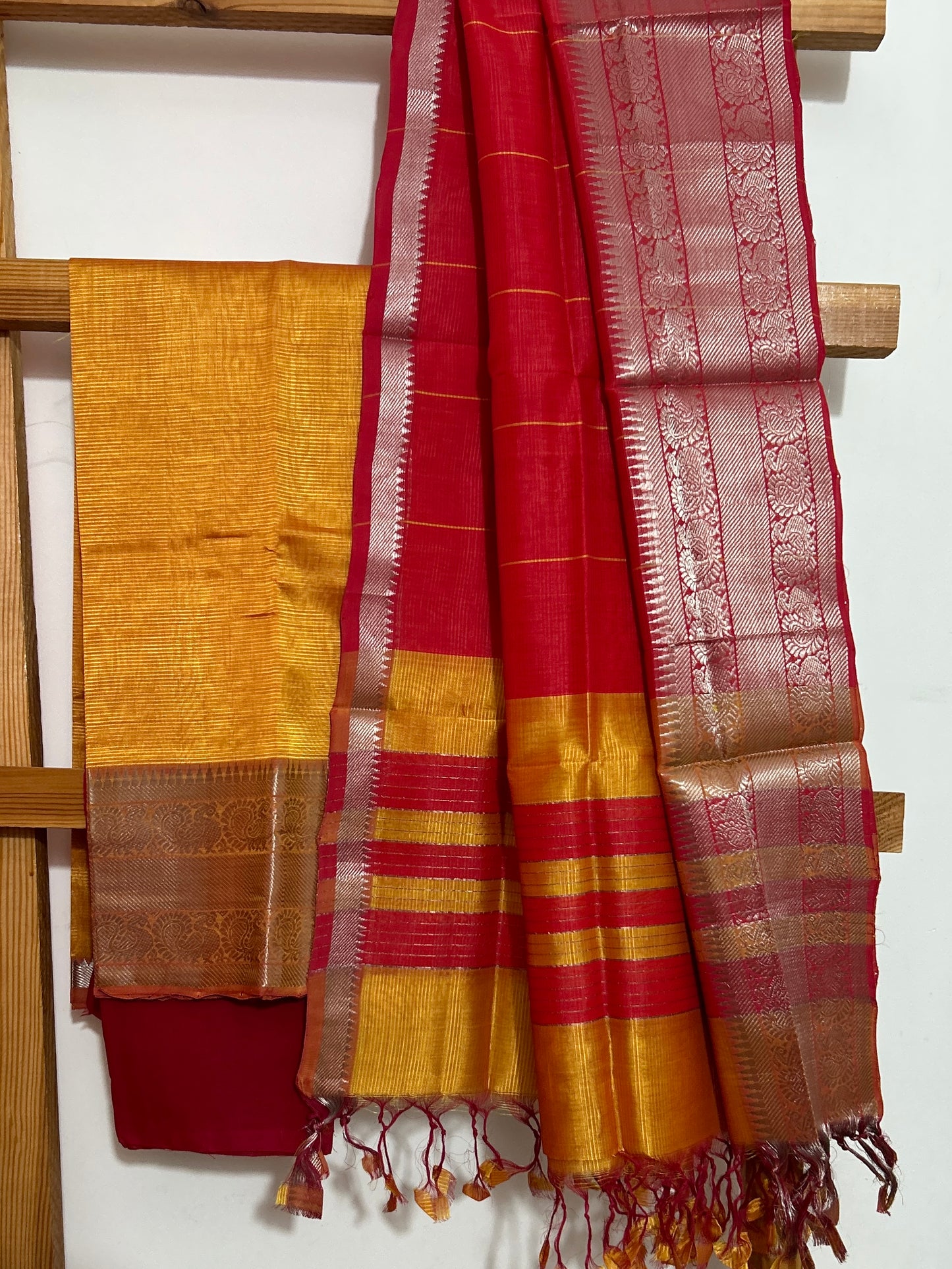 Mangalagiri Silk Dress Material with kanchi Border