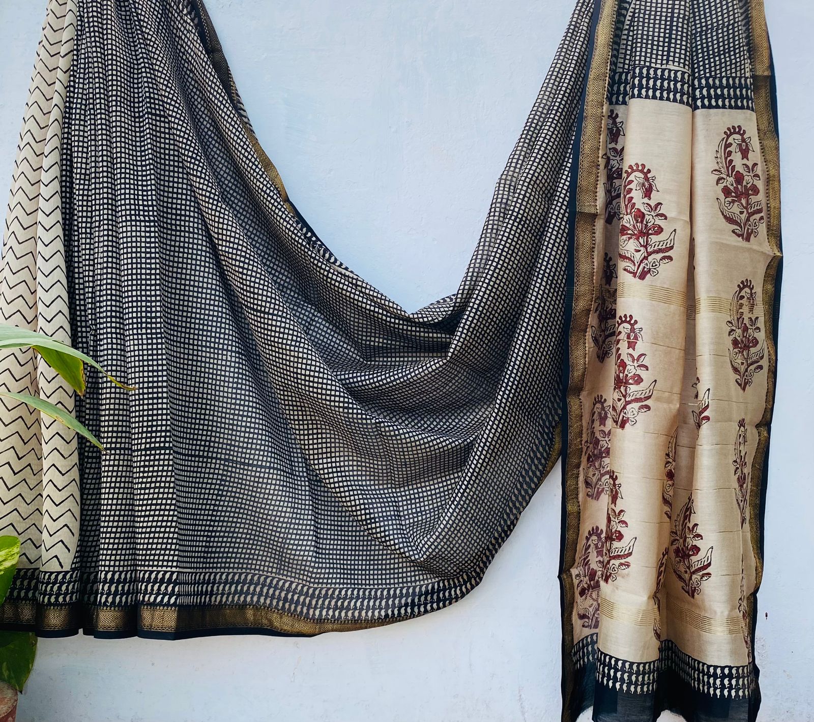 Maheswari Silk Zari Black Block Print Dupatta hotsell | SumasEthnicWear