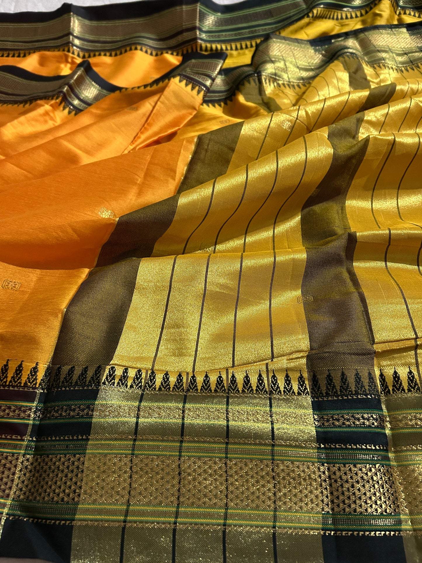 Cotton Silk Saree with ilkal border and all over bootis