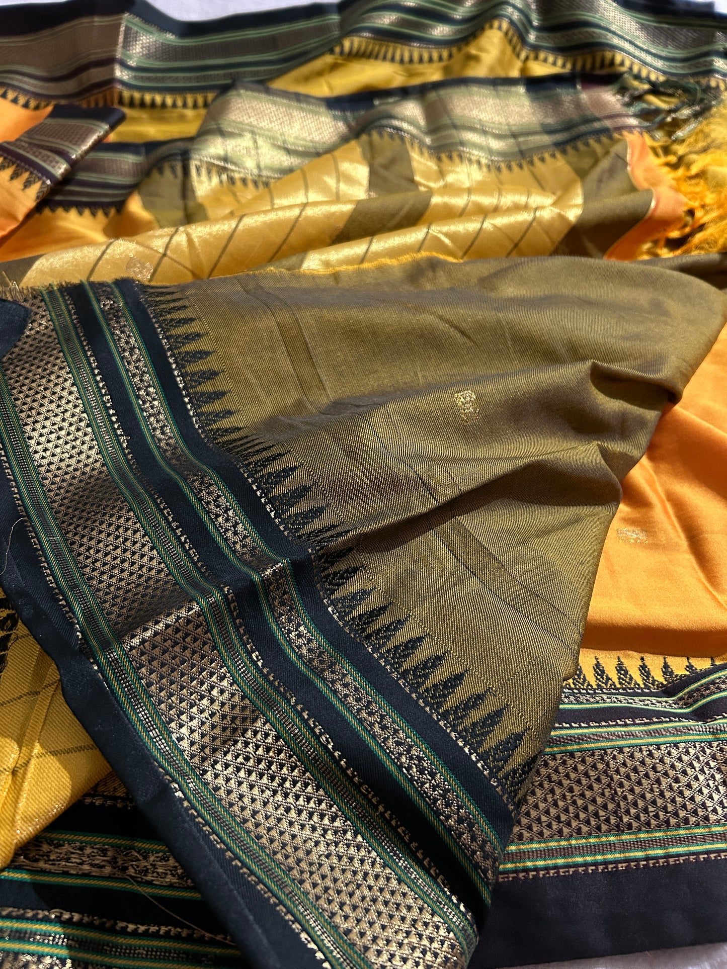 Cotton Silk Saree with ilkal border and all over bootis