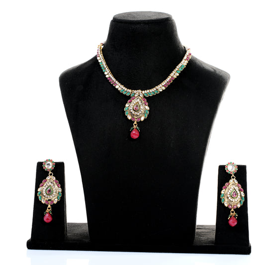 Kundan Necklace in Gold Polish