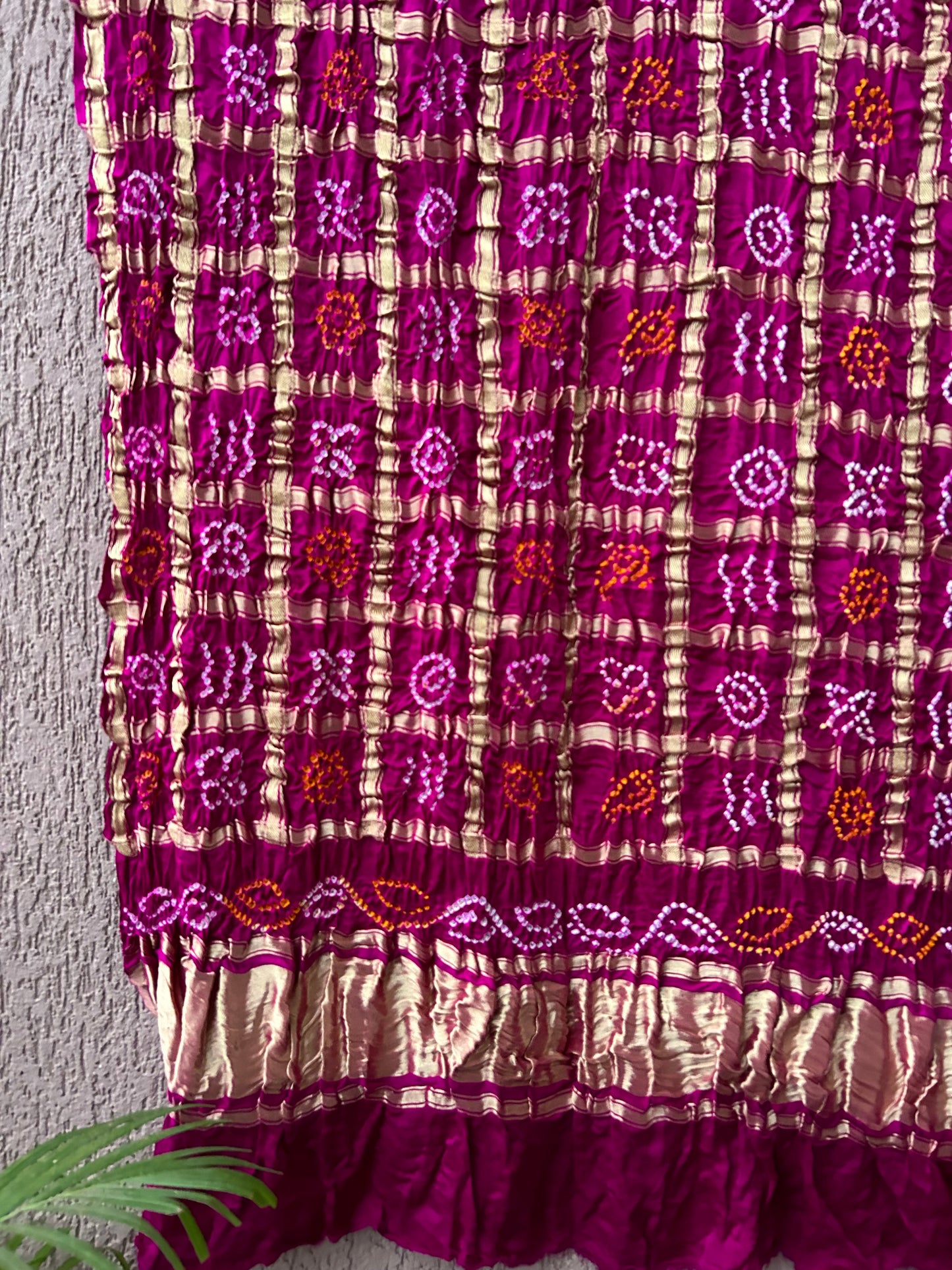 Bandhej garchola pure gajji silk dupatta