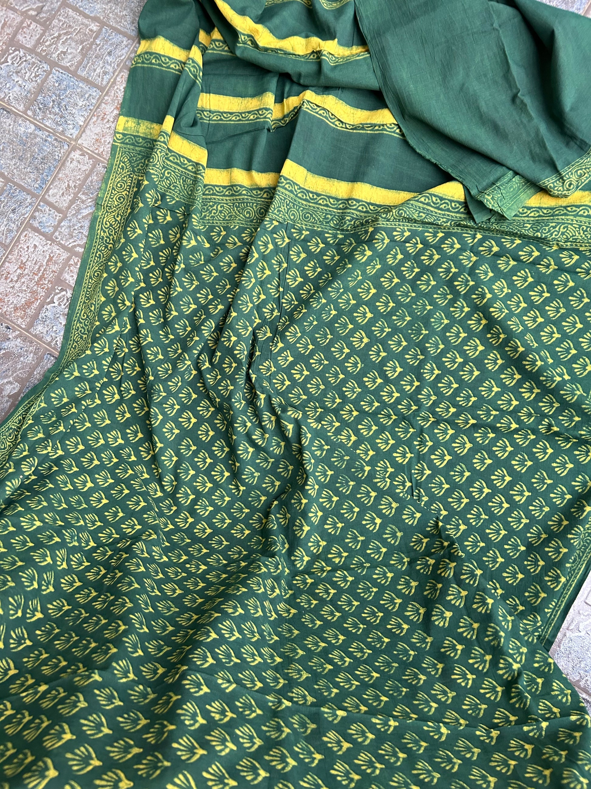 Akola Hand BlockPrint Cotton Saree with Blouse