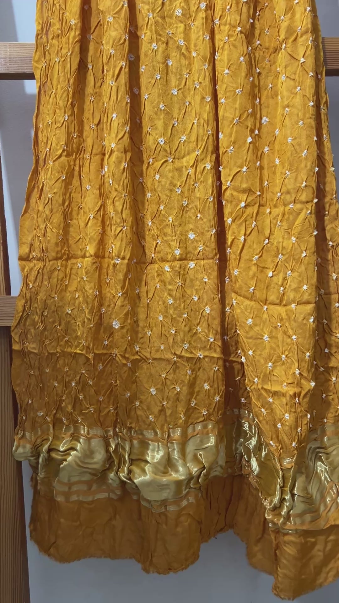 Modal Silk Bandhani Dupatta with Lagdi Patta