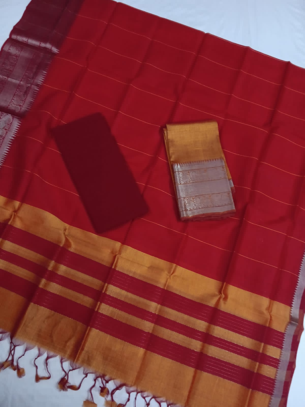 Mangalagiri Silk Dress Material with kanchi Border