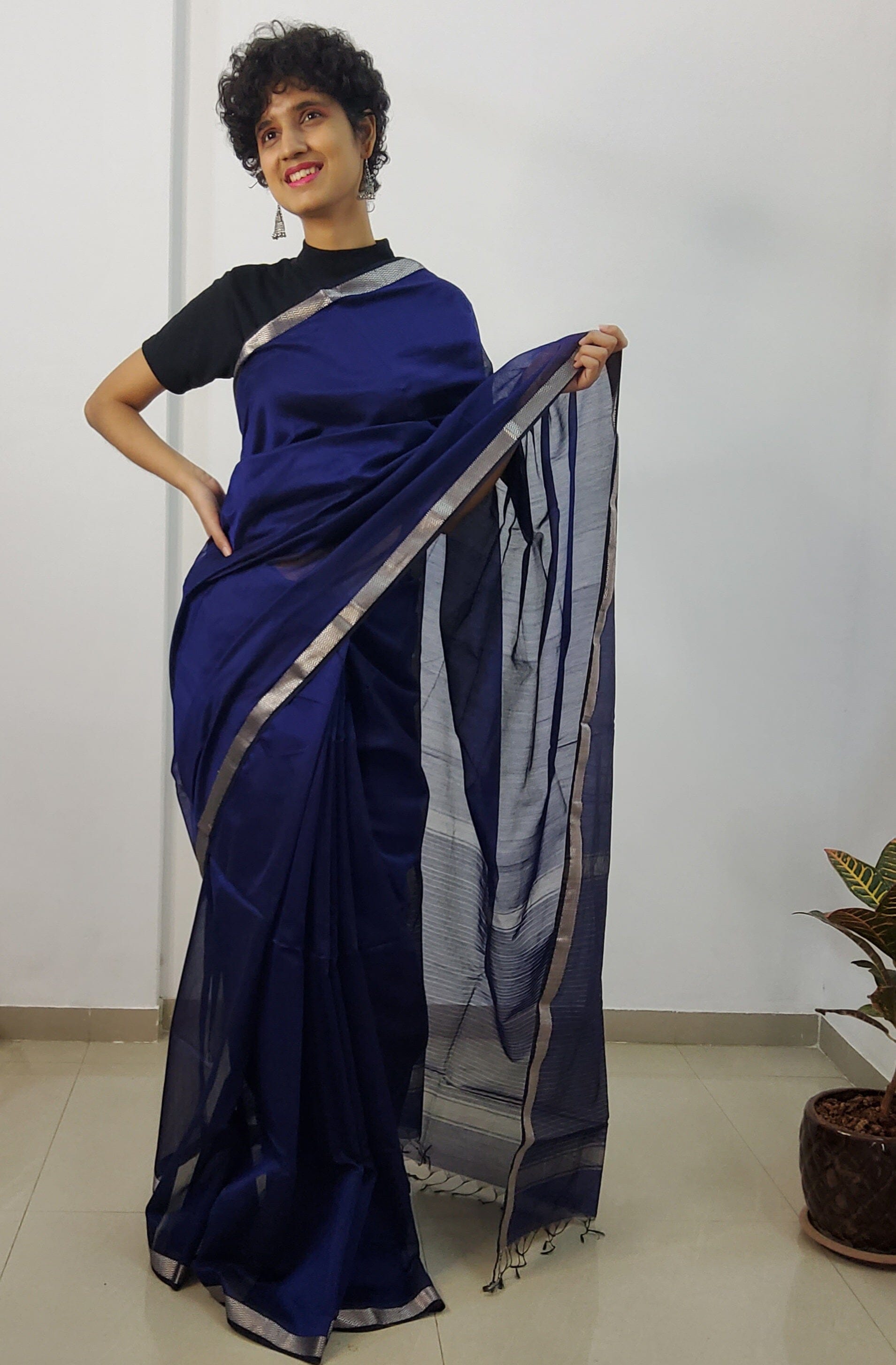 Linen Slub Cotton Saree with Silver Zari Border – RKG SHOPPING