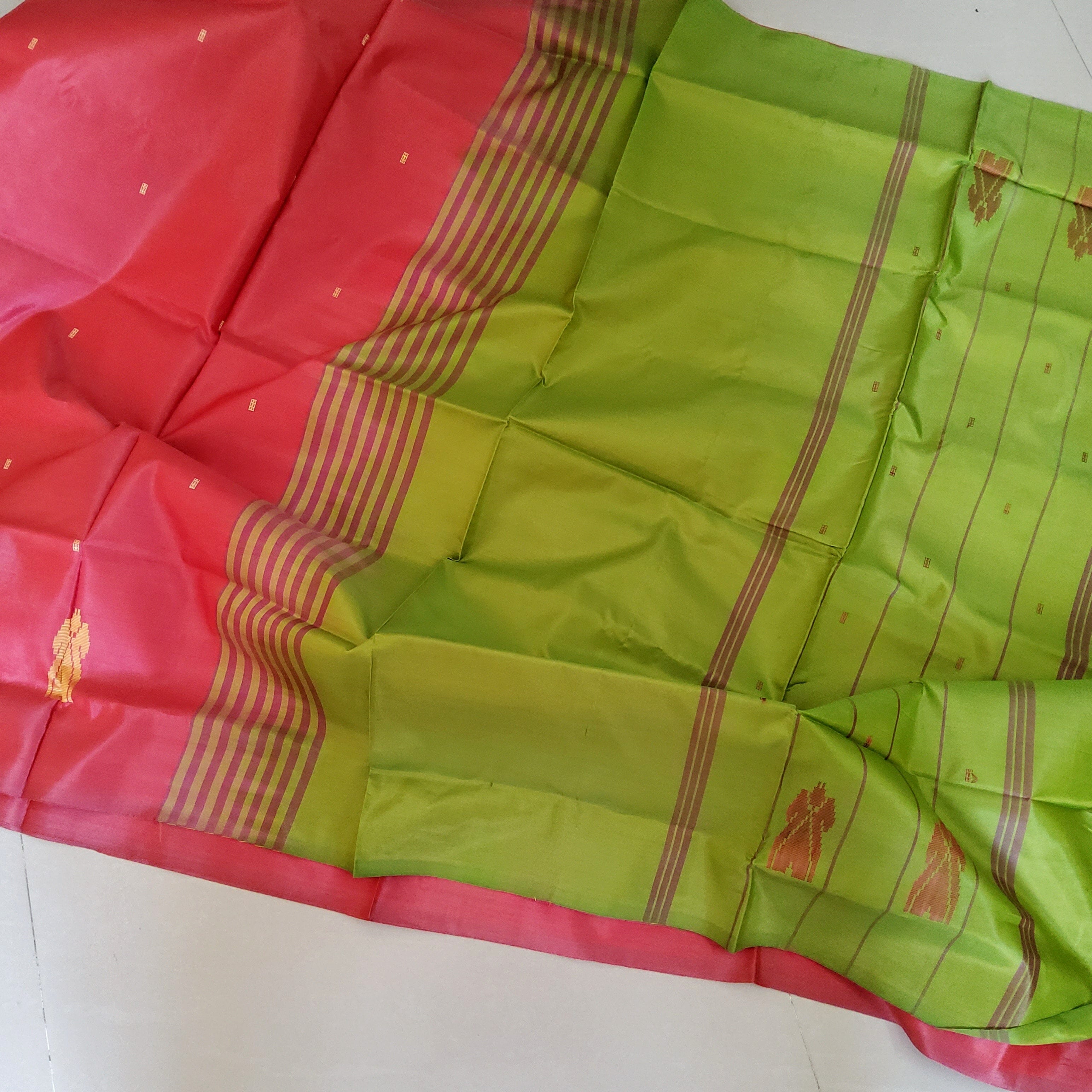 Unique Threads Sarees - We designed this Banana Pith ( Valai Pattu ) sarees  in Plain and Contrast pallu with Unique Color combination. Chinnalapatti/ Chinnalam  pattu sarees are woven using banana pith
