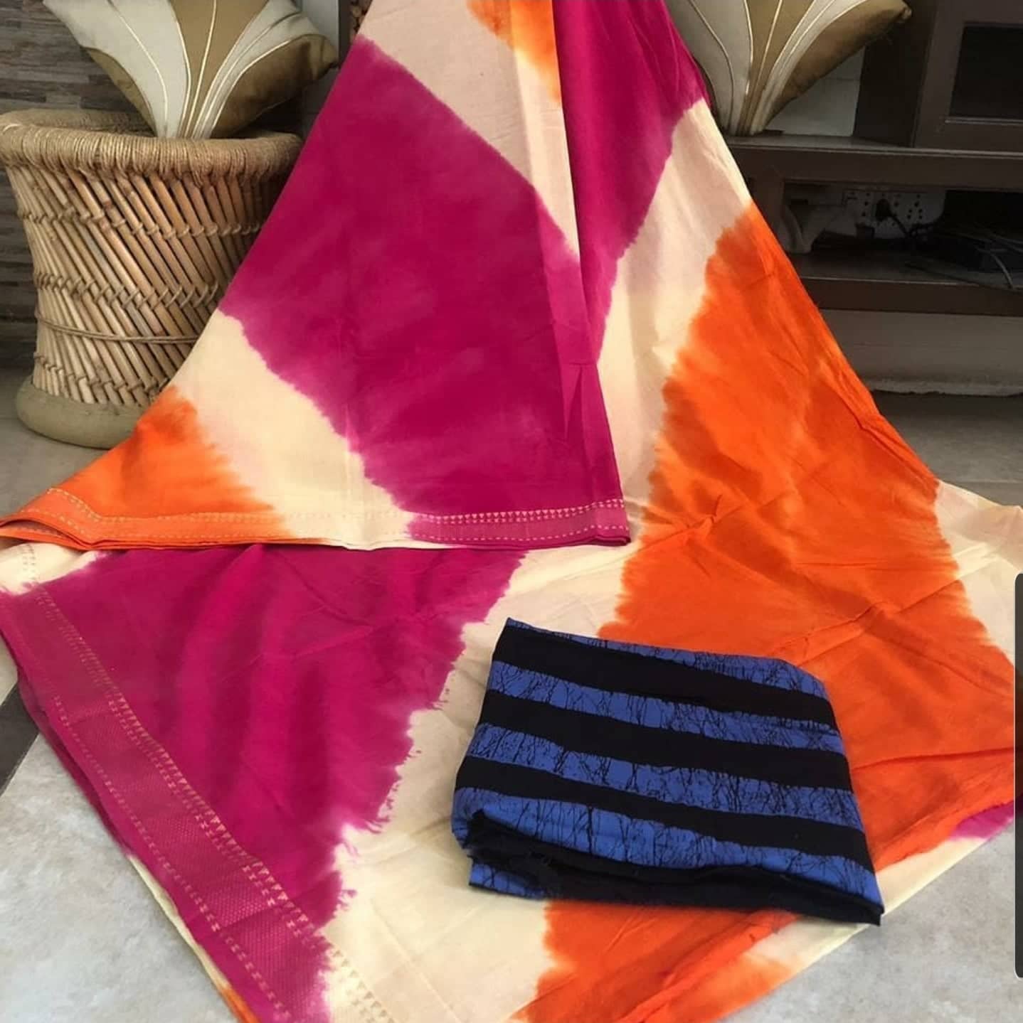 Cotton Tie and dye Saree with Thread Woven Border