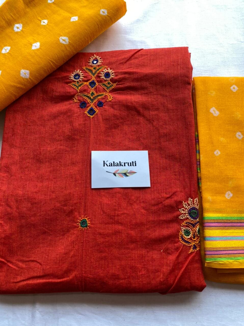 Mangalagiri Handloom Pattu Pochampalli Border Dress Materials CottonSilk  (Unstitched) - Mangalagiri Sarees | Mangalagiri Pattu Sarees | Mangalagiri  Handloom Sarees | Mangalagiri Dress Materials