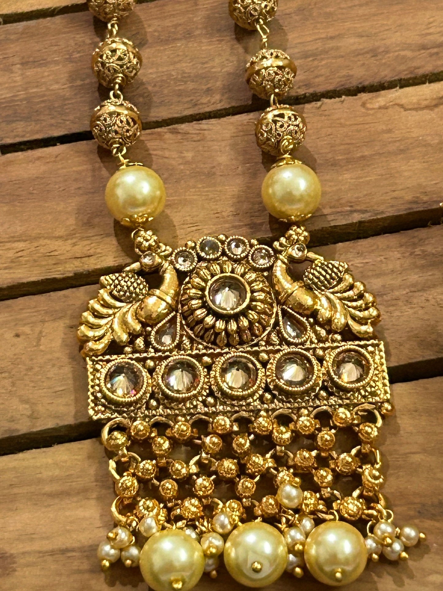 Kundan Necklace in gold polish