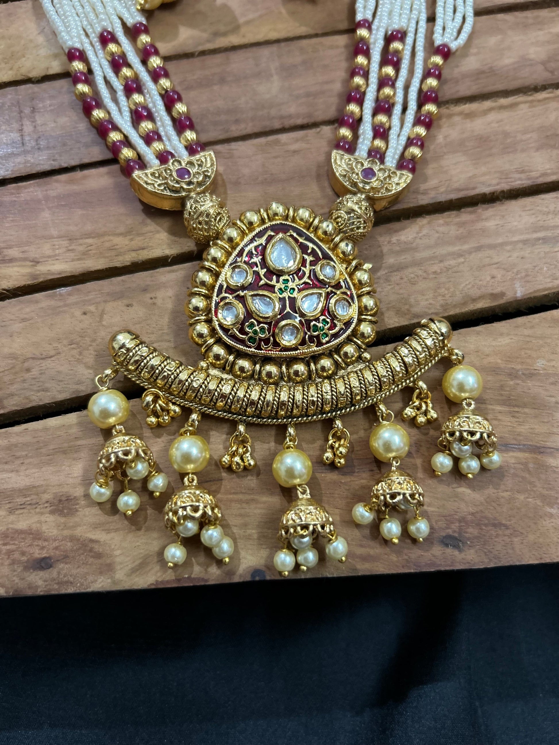 Kundan set with Earrings