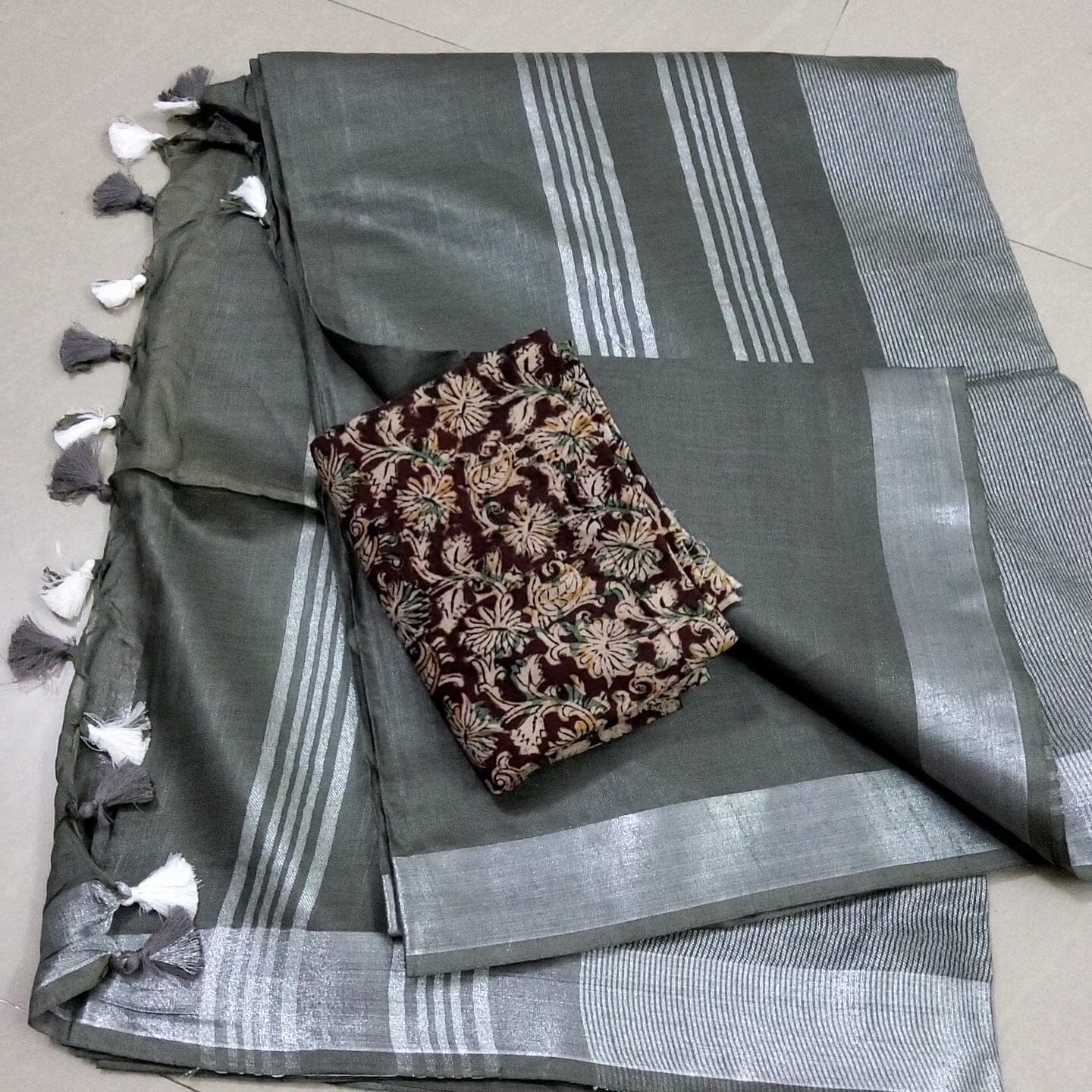 Linen Saree with Silver zari Border