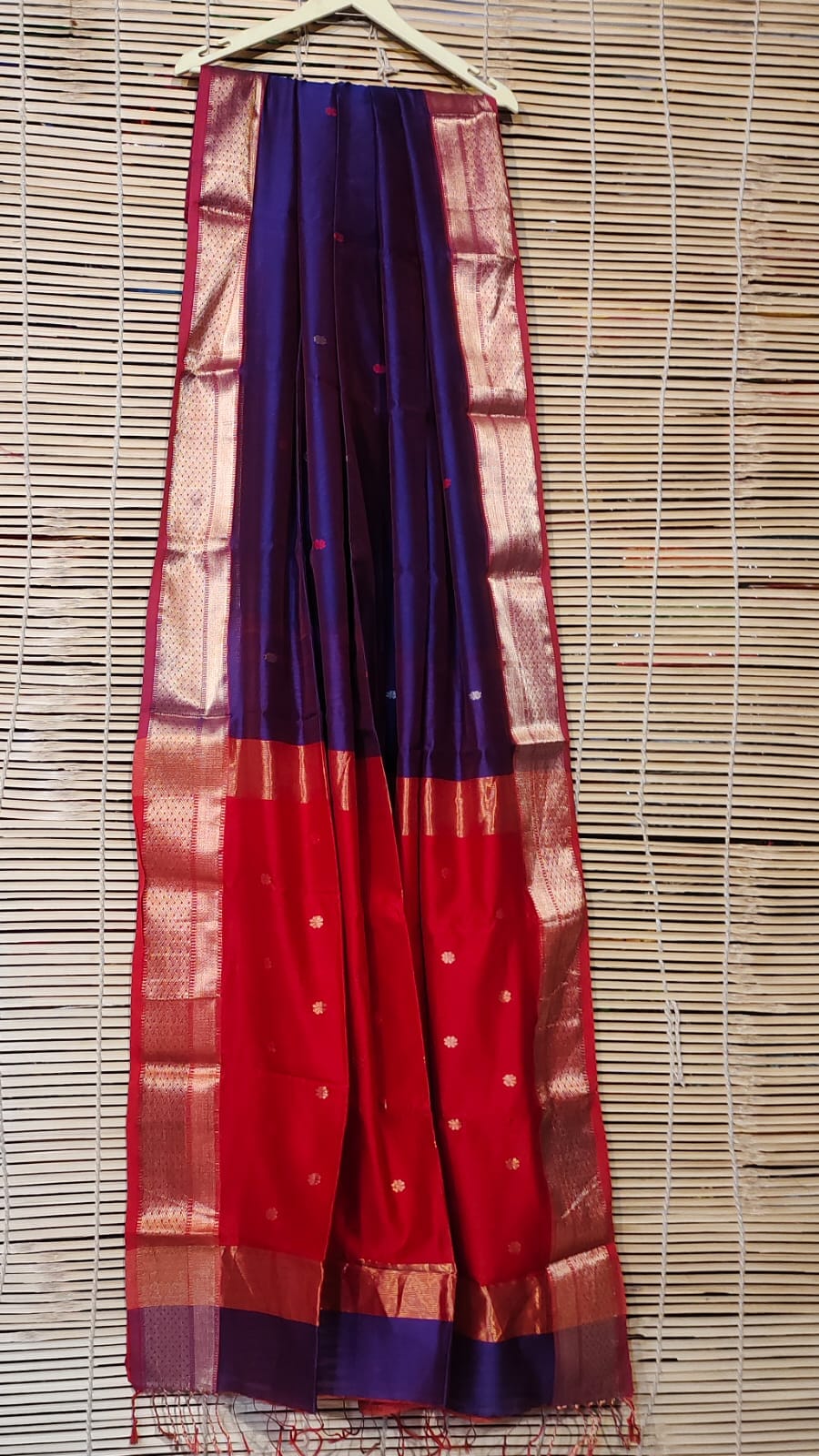 Maheshwari Silk Cotton Sarees with All Over Bootis