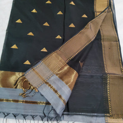 Maheshwari Silk Cotton Handloom Saree with All Over Bootis