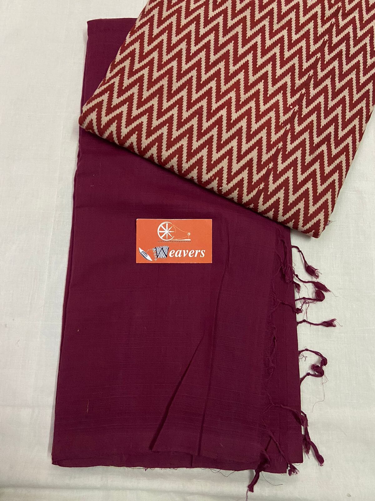 Mangalagiri Hand Woven Cotton Saree with extra Blouse