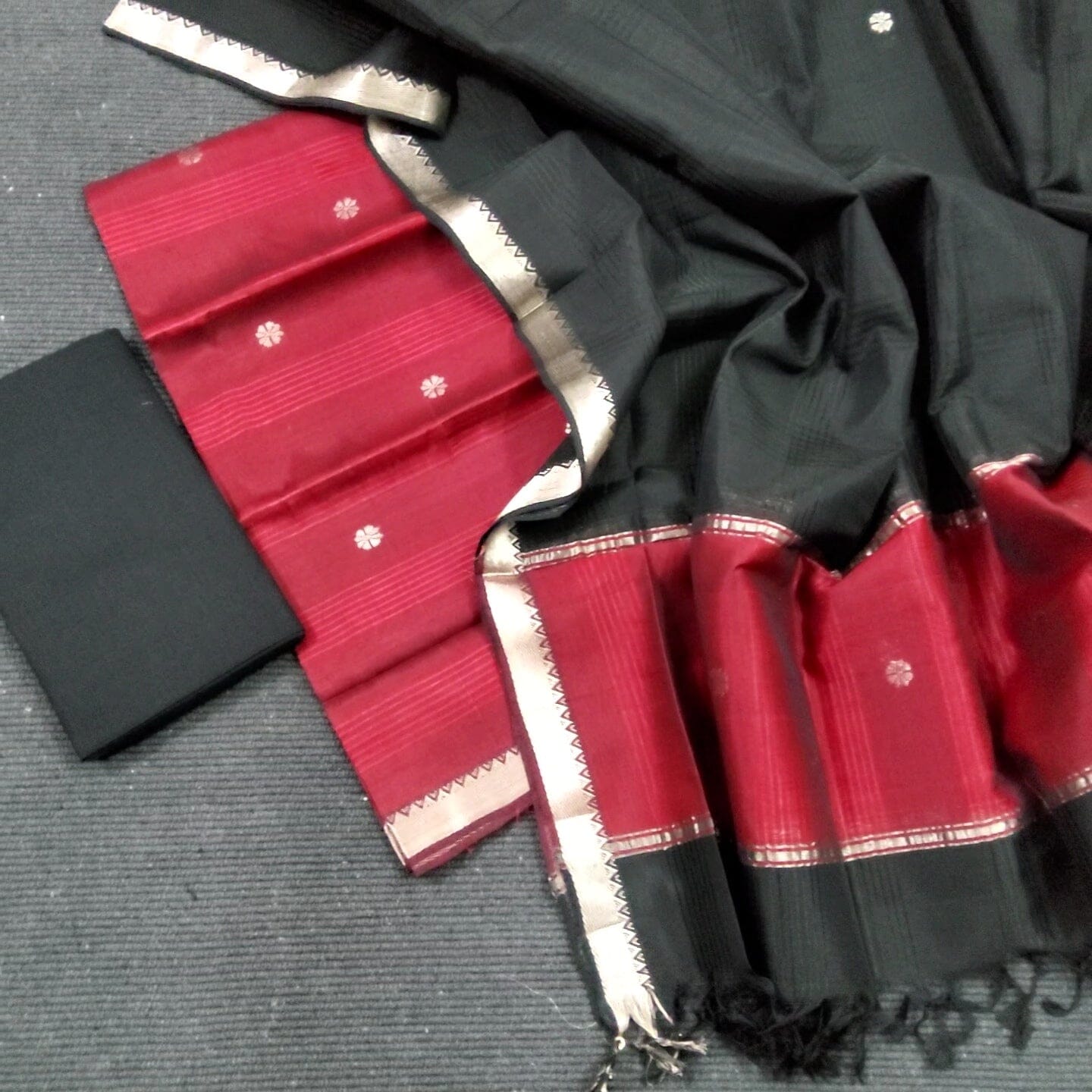 Maroon Black Mangalagiri Silk Cotton Dress Material