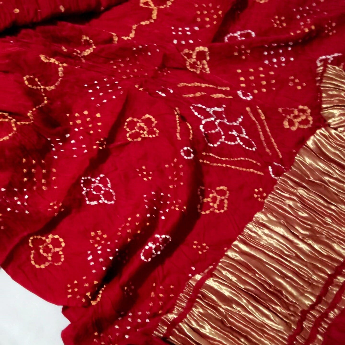 Red Bandhej Modal Silk Saree with Tissue Pallu
