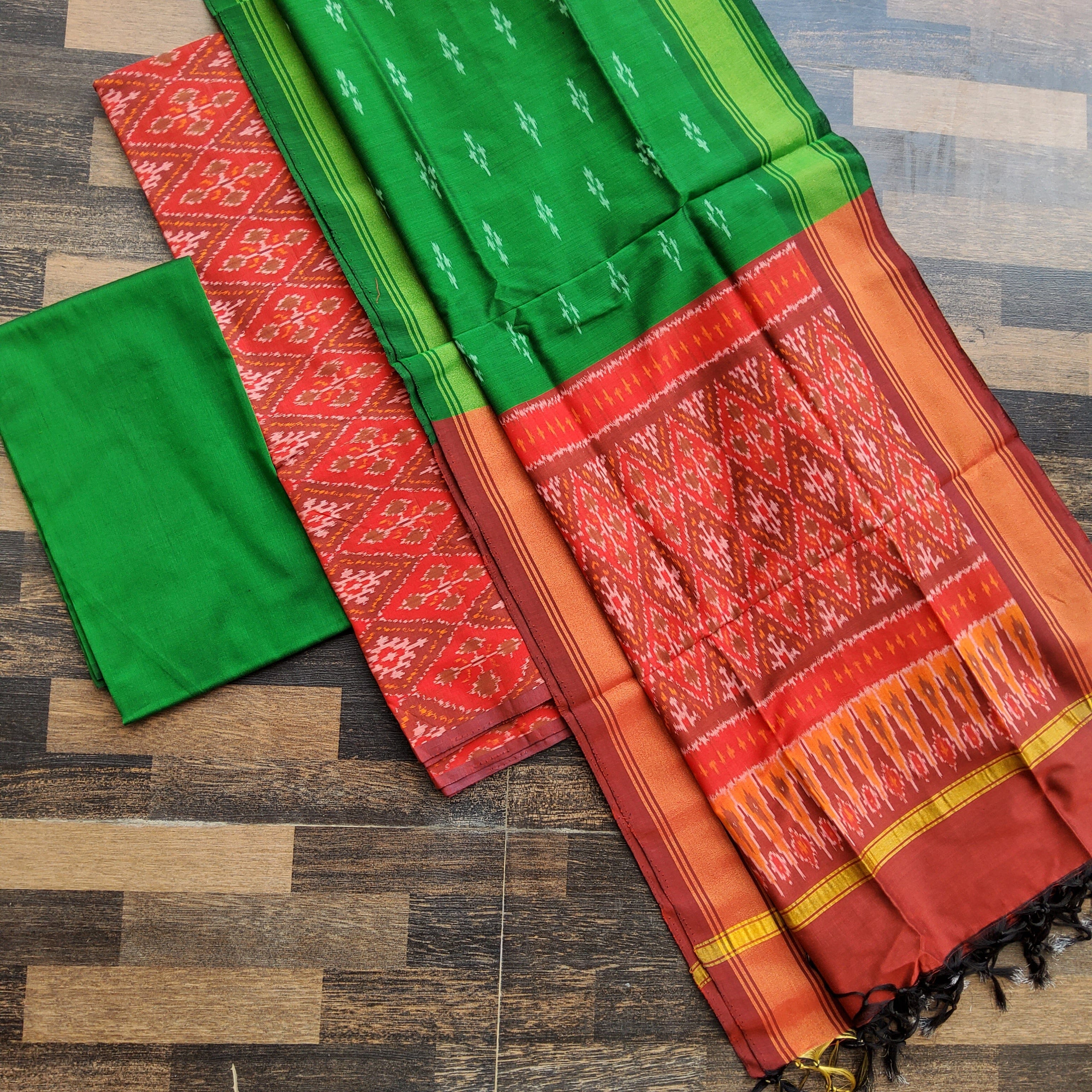 Handwoven Kala Cotton Bhujodi Suit Sets – EthnicElement