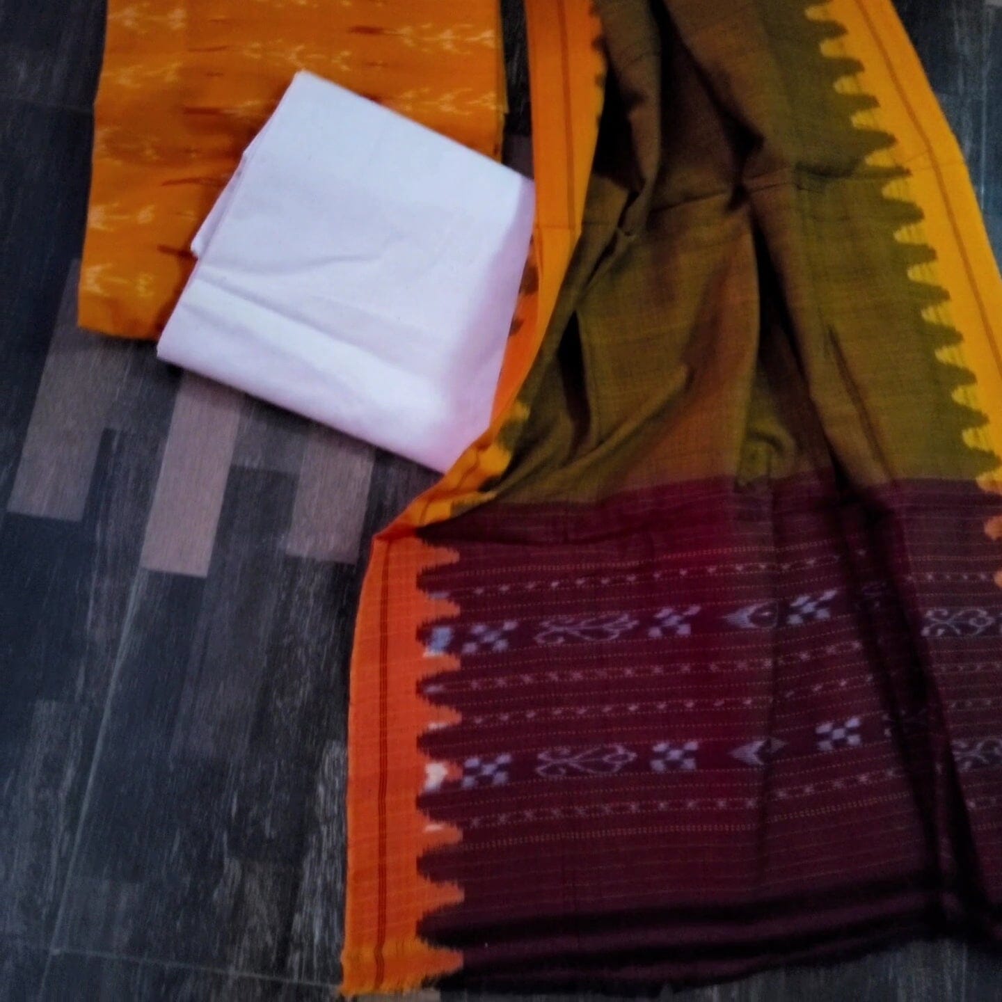 Traditional Indian wear Premium Hand Crafted Sambalpuri IKAT Weave Unstitched Dress Material / Salwar Suits ikkat ikath ikkath