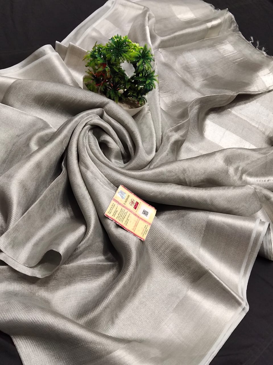 Tissue Linen Silver Handloom Saree with Blouse
