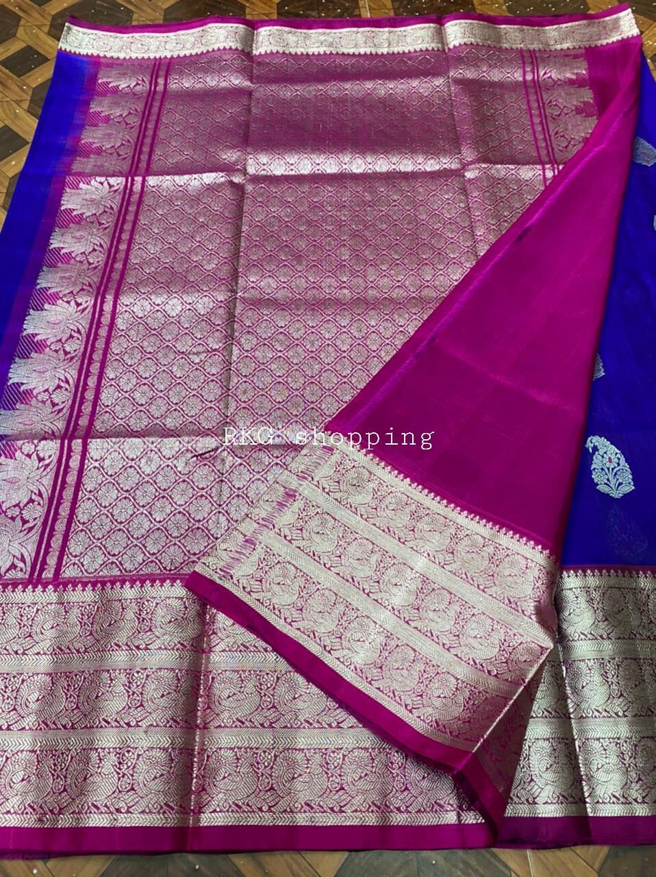 Venkatgiri Pure Silk Saree with Contrast Blouse